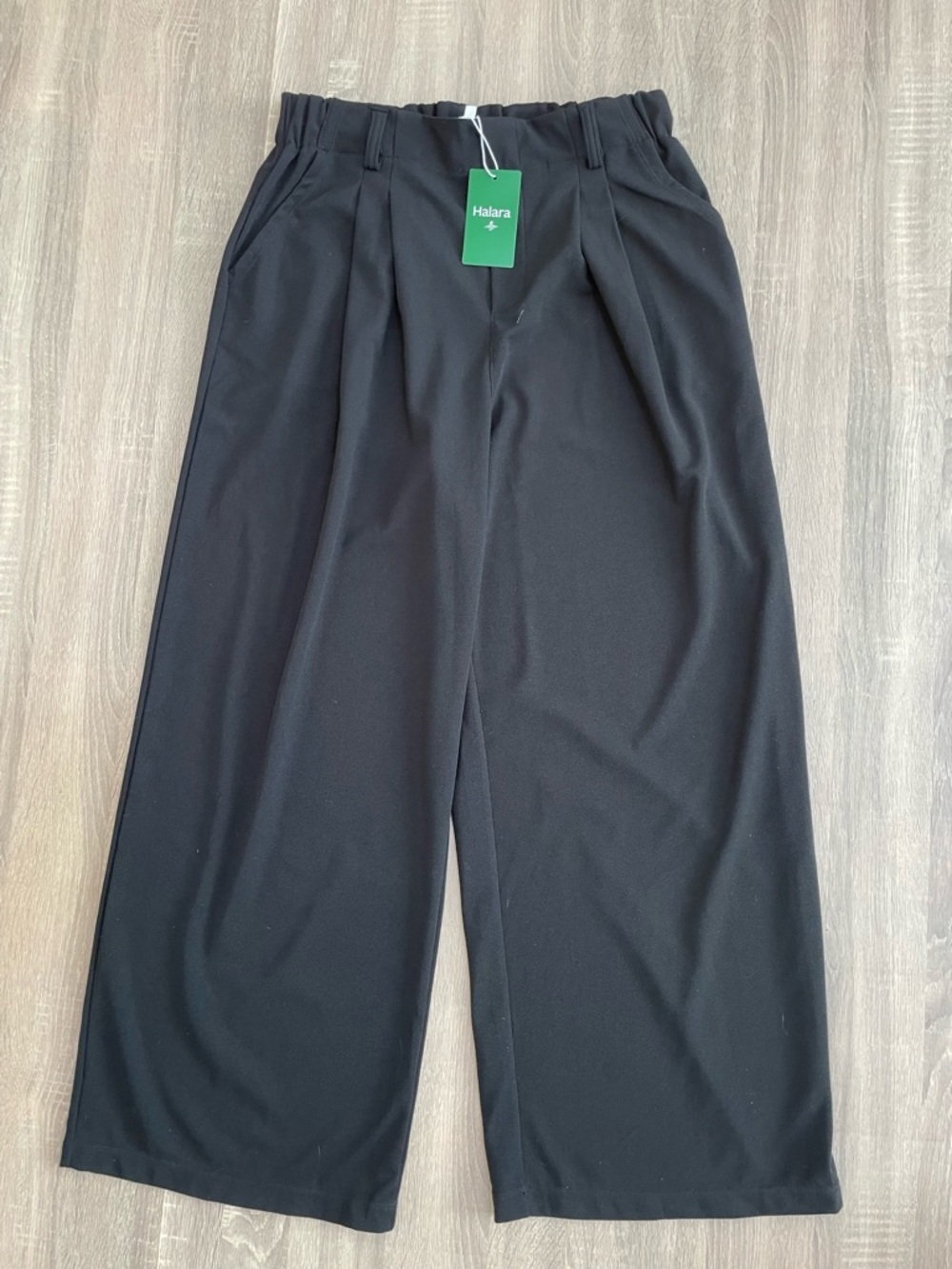 HALARA Black Waffle-knit Wide Leg Pleated Lounge Pants